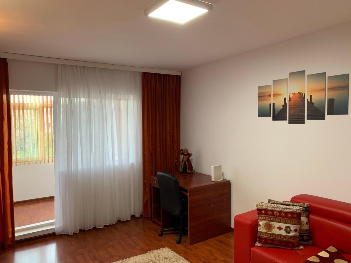 Ana Center Apartment Galac Kültér fotó