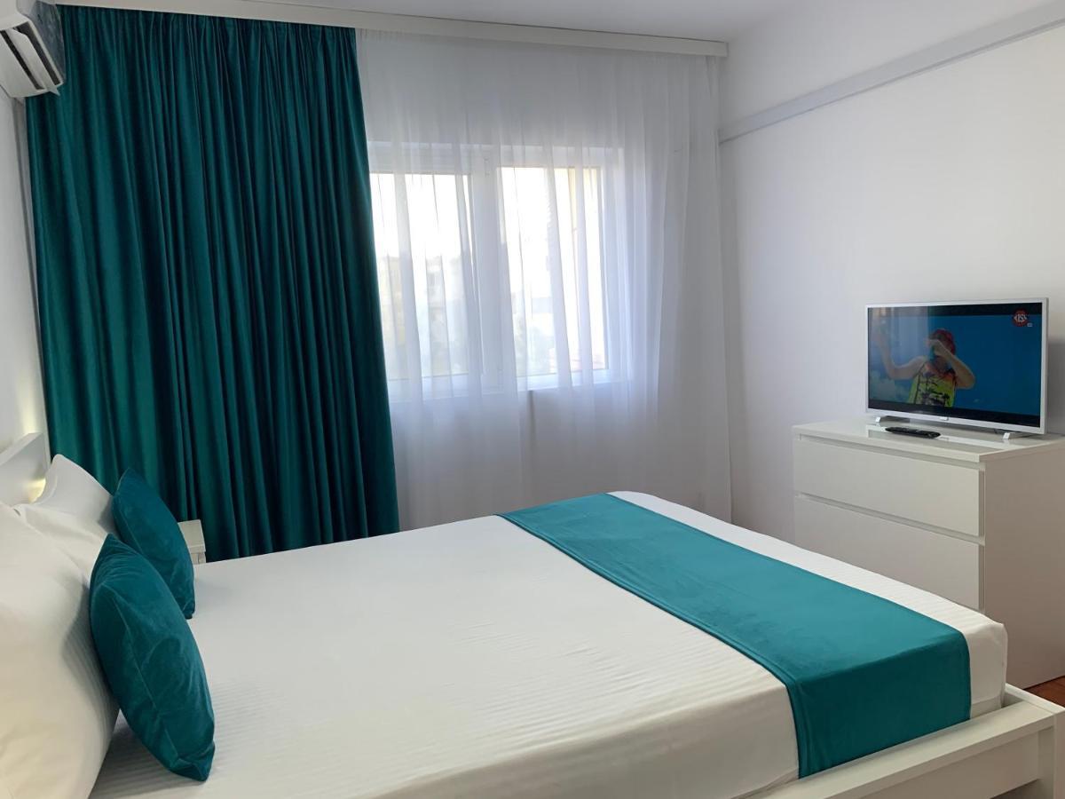 Ana Center Apartment Galac Kültér fotó