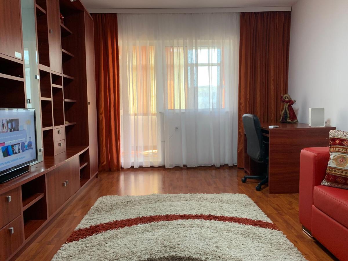 Ana Center Apartment Galac Kültér fotó