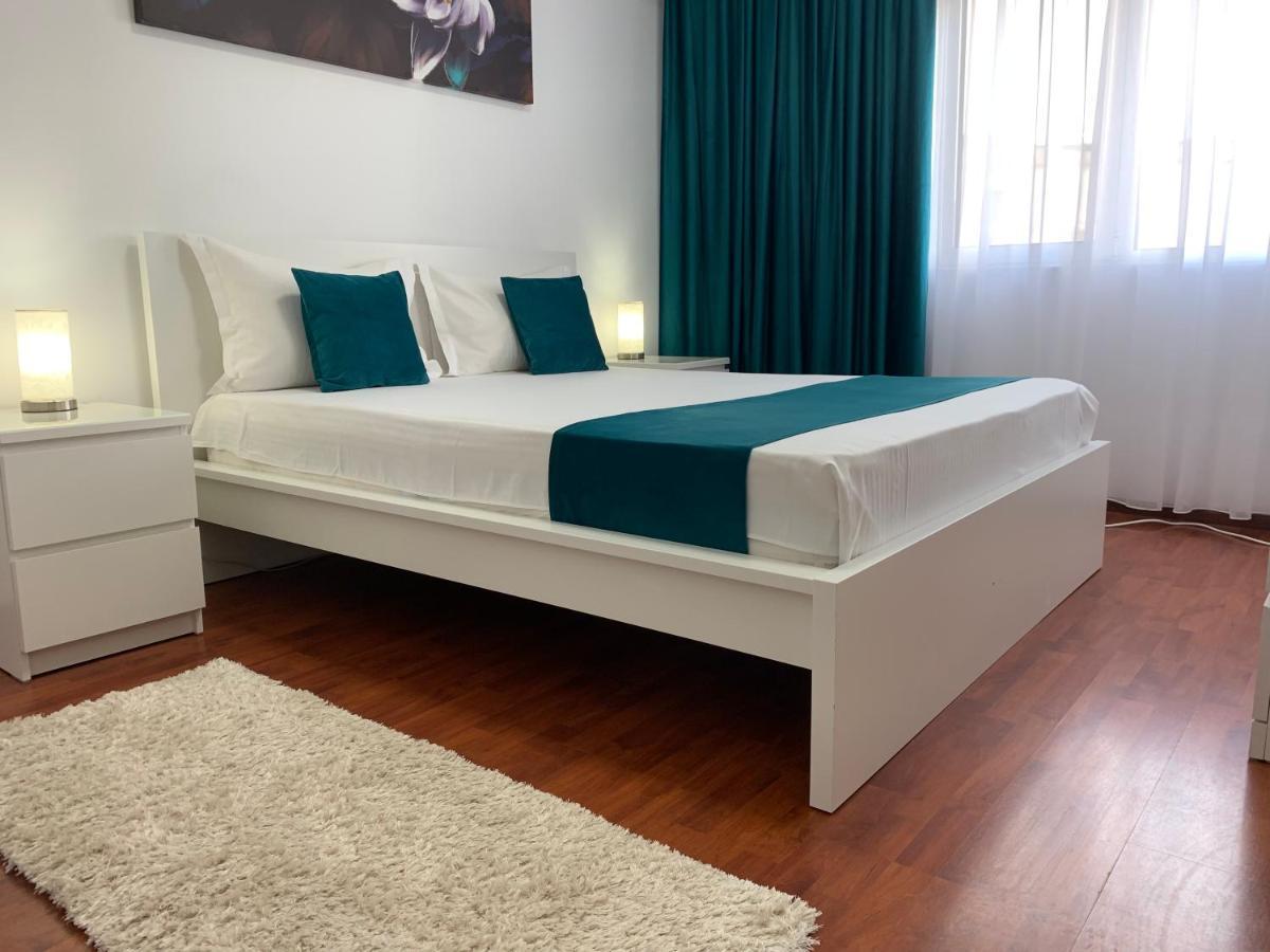 Ana Center Apartment Galac Kültér fotó