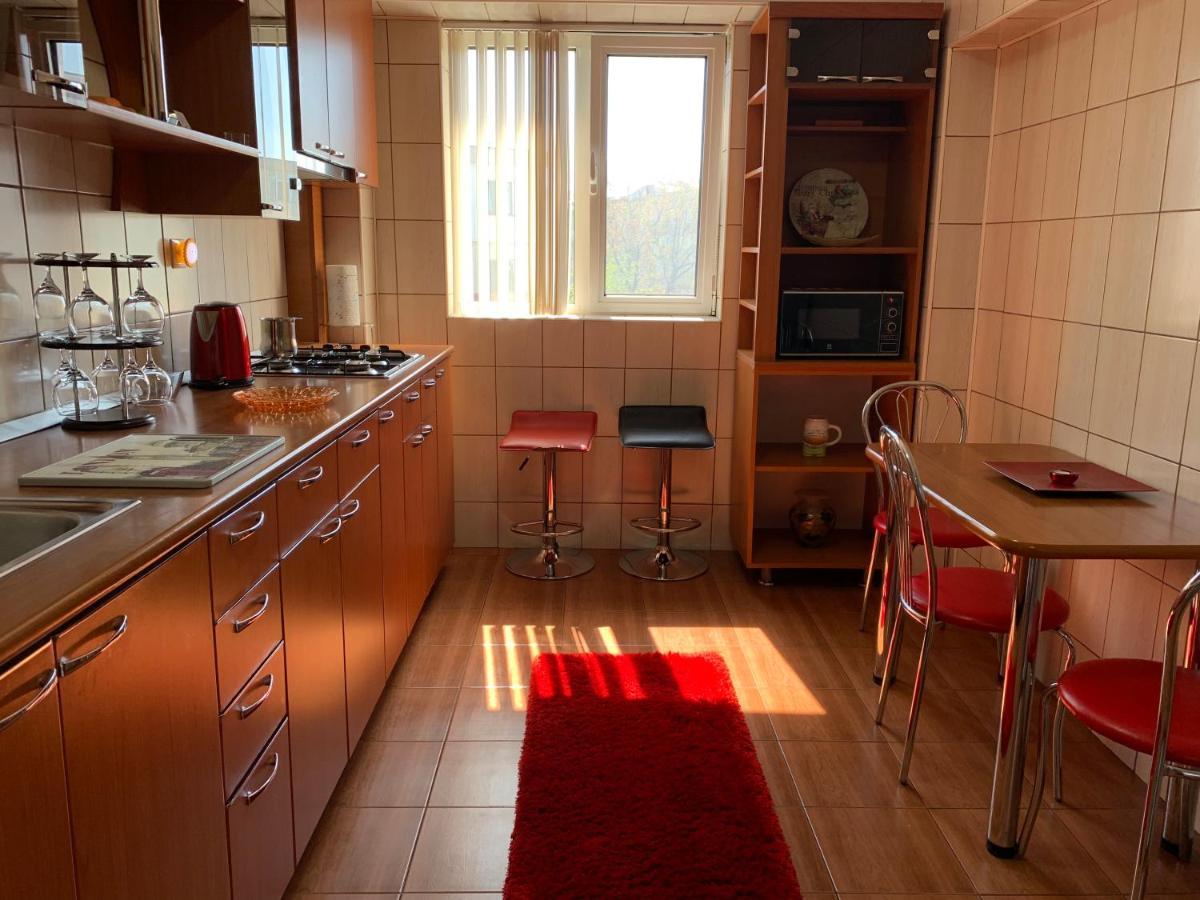 Ana Center Apartment Galac Kültér fotó