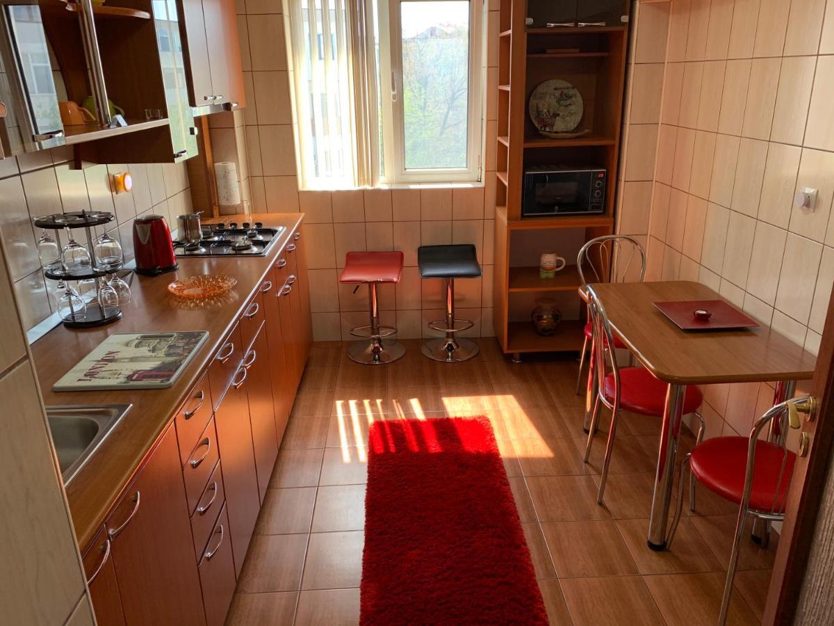 Ana Center Apartment Galac Kültér fotó