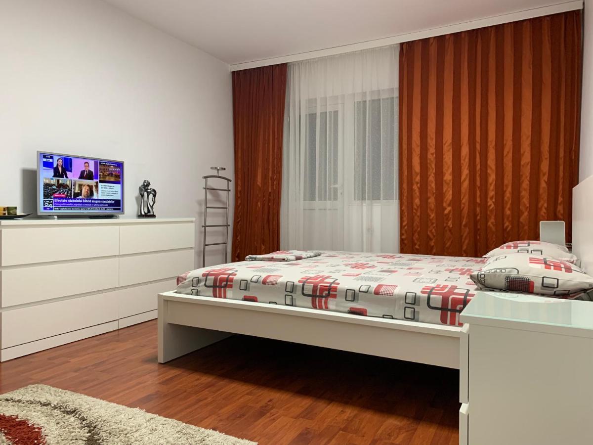 Ana Center Apartment Galac Kültér fotó