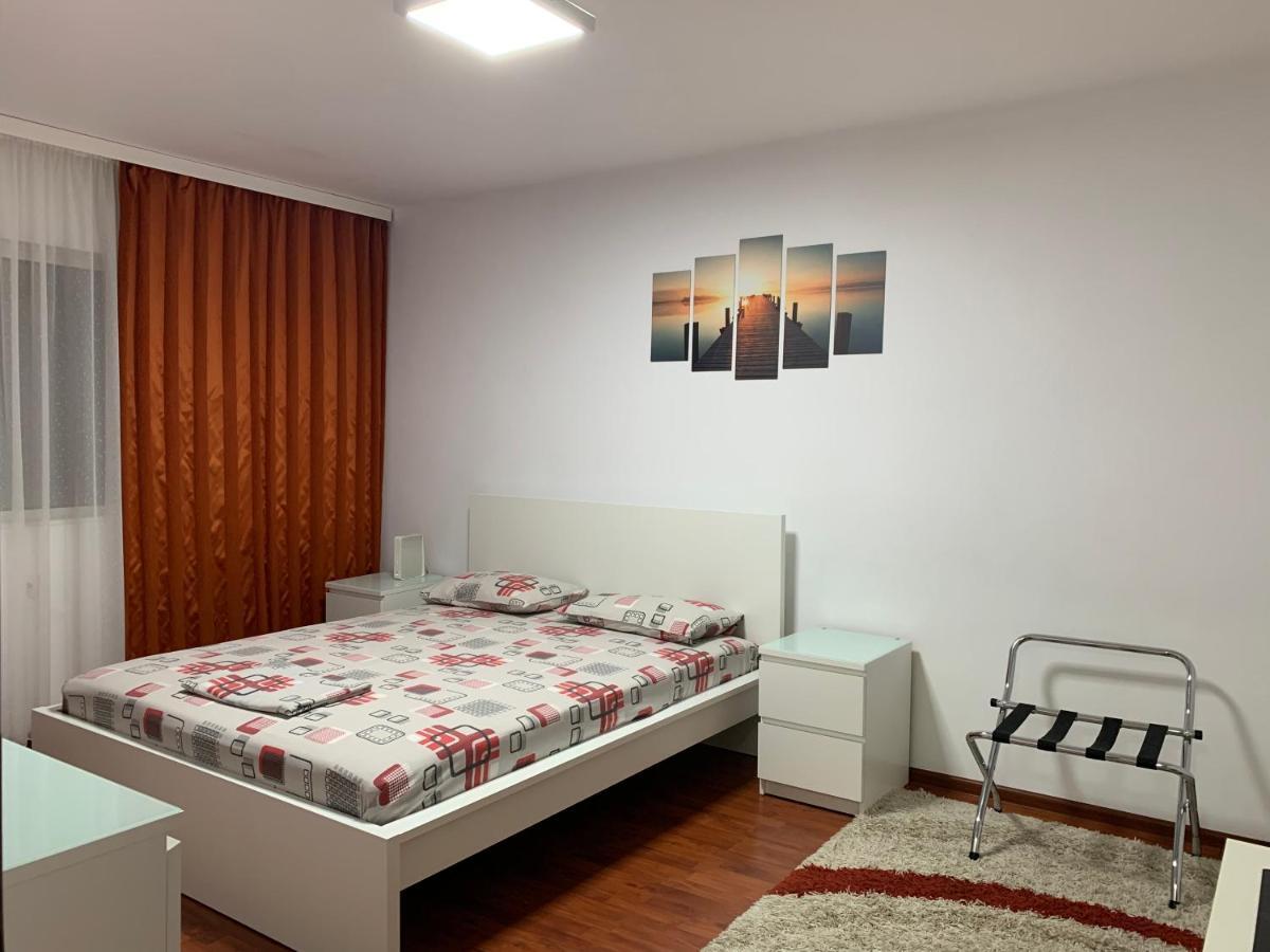Ana Center Apartment Galac Kültér fotó