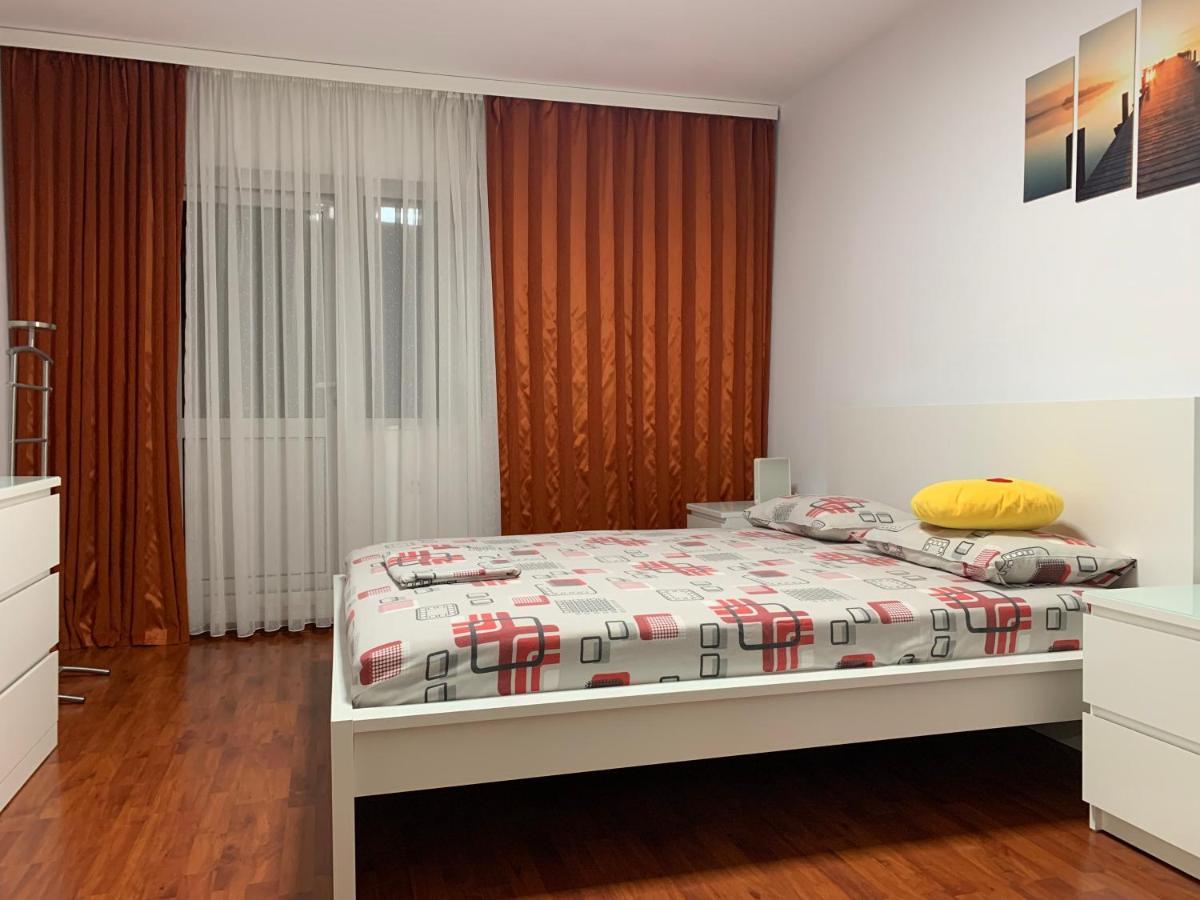 Ana Center Apartment Galac Kültér fotó