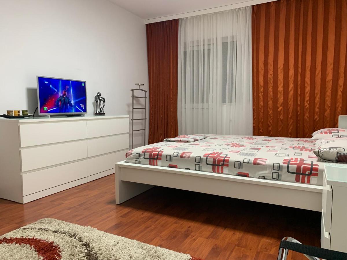 Ana Center Apartment Galac Kültér fotó