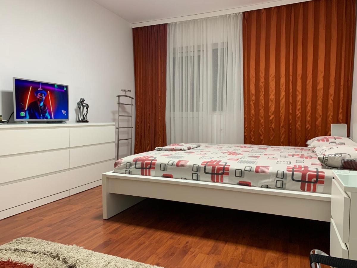 Ana Center Apartment Galac Kültér fotó